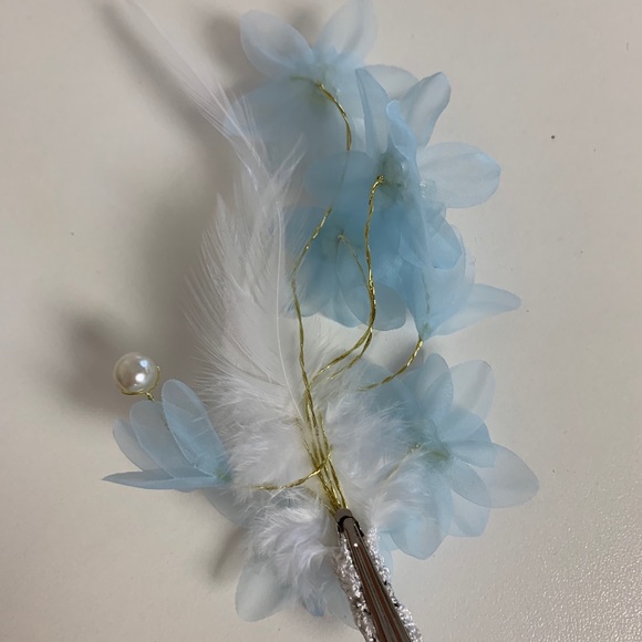 Hair accessories - Picture 5 of 6